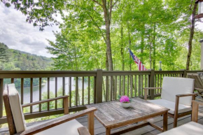High-End Sapphire Retreat on Fairfield Lake!